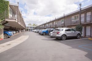 thumbnail: Parking
