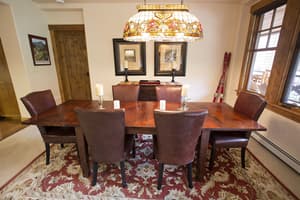 thumbnail: In-room dining
