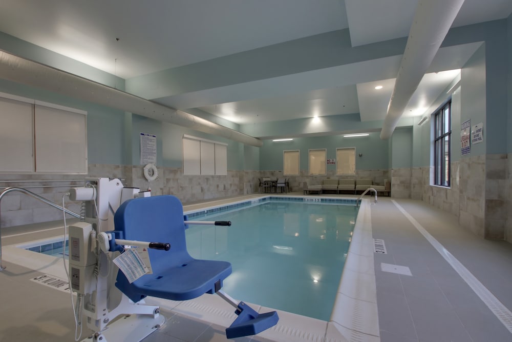 Swimming pool-spa