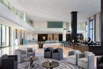 76522986-H1-Lobby.jpg