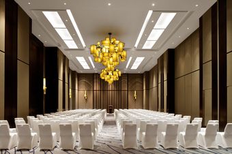76523154-H1-Zaiba_Hall_Theatre_Style.jpg