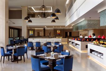 76523106-H1-The_Straits_Restaurant.jpg