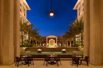 1-The_Straits_Restaurant,_Waterside_Terrace_1.1.jpg
