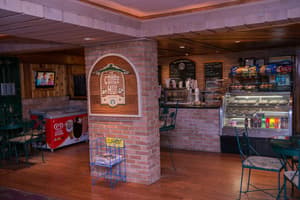 thumbnail: Breakfast area