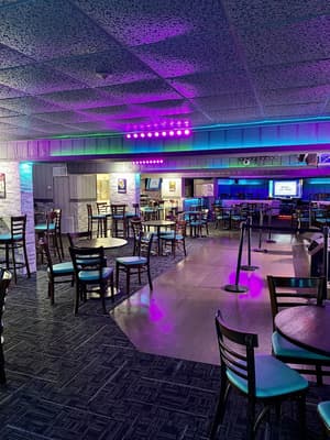 thumbnail: Nightclub