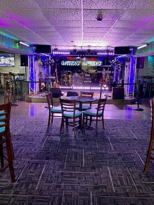 thumbnail: Nightclub