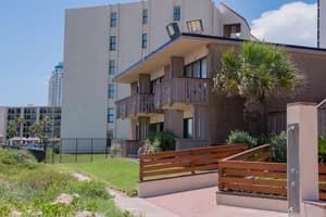thumbnail: Front of property