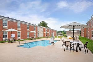 thumbnail: Outdoor pool