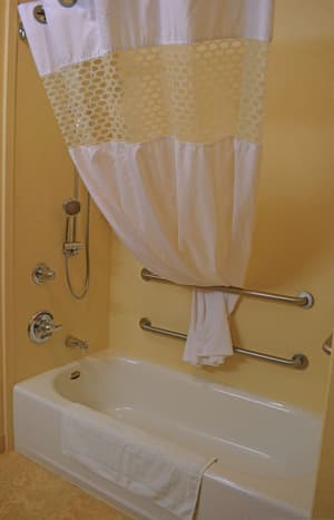 thumbnail: Bathroom