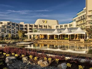 thumbnail: Exterior