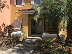 thumbnail: Front of property
