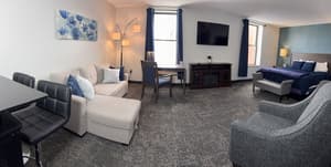 thumbnail: Room