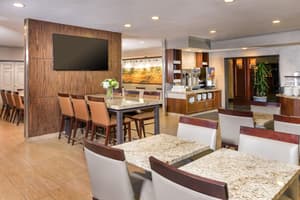 thumbnail: Bar (on property)