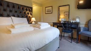 thumbnail: Room