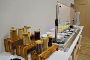 thumbnail: Restaurant