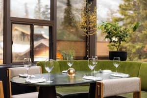 thumbnail: Restaurant