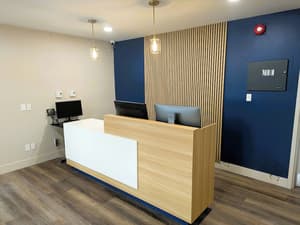 thumbnail: Concierge desk