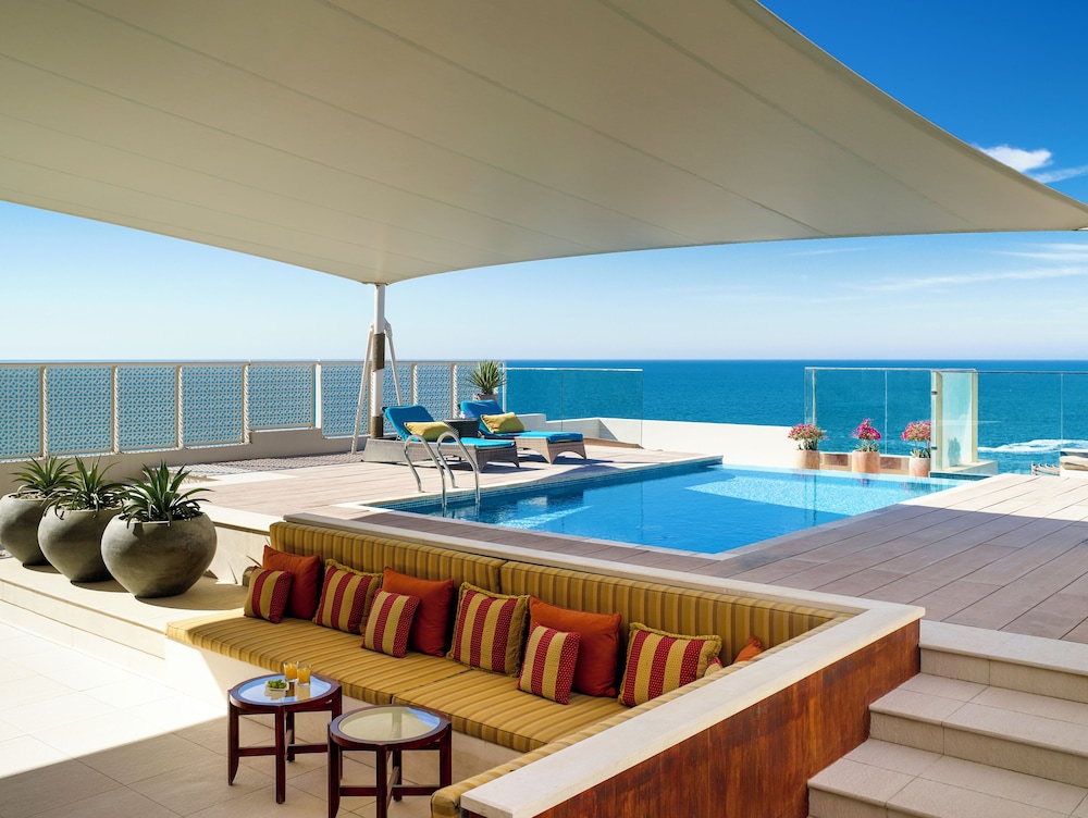 Beach/ocean view