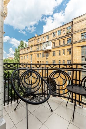 thumbnail: Balcony view