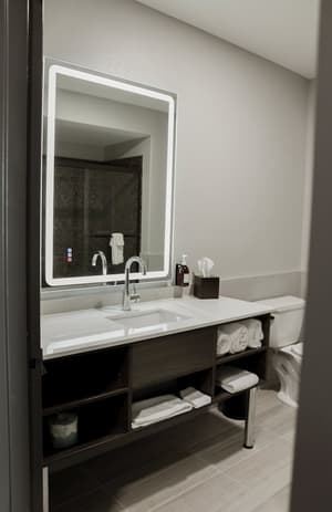 thumbnail: Bathroom