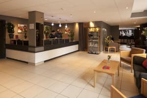 thumbnail: Reception