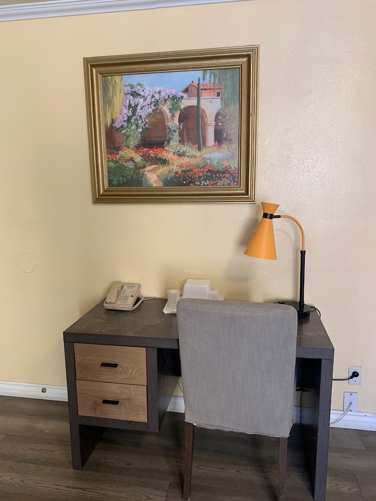 In-room business center