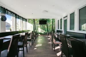 thumbnail: Breakfast area