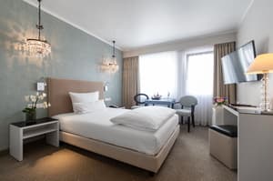 thumbnail: Room