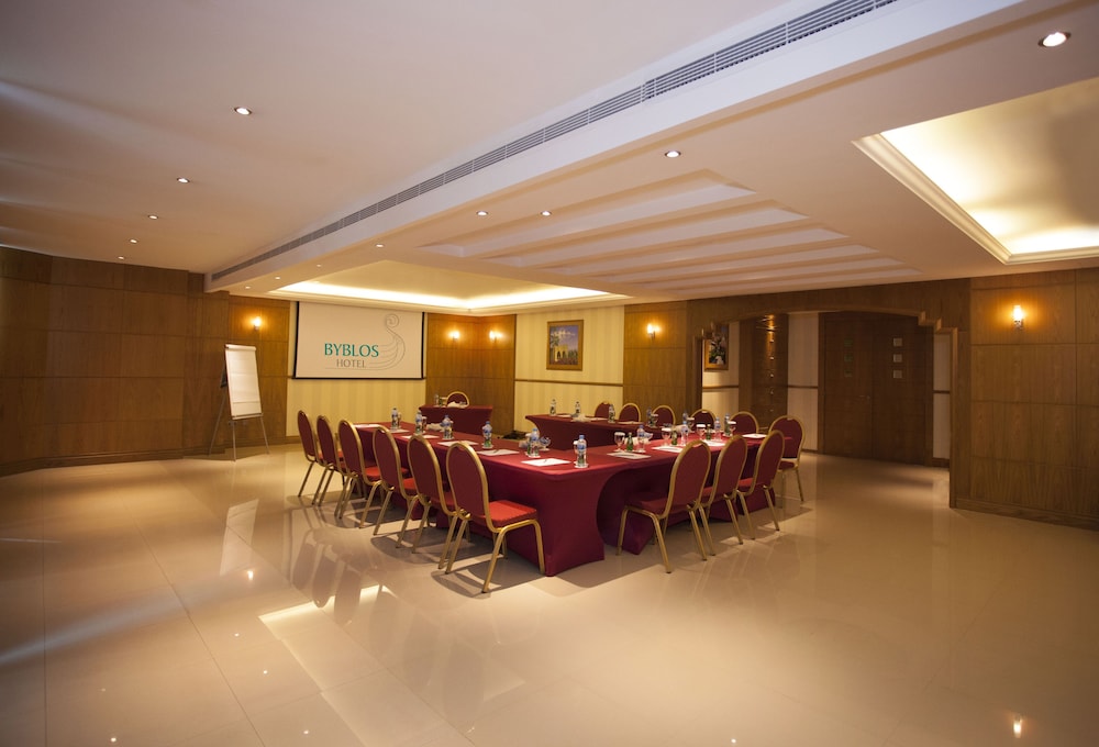 Meeting facility