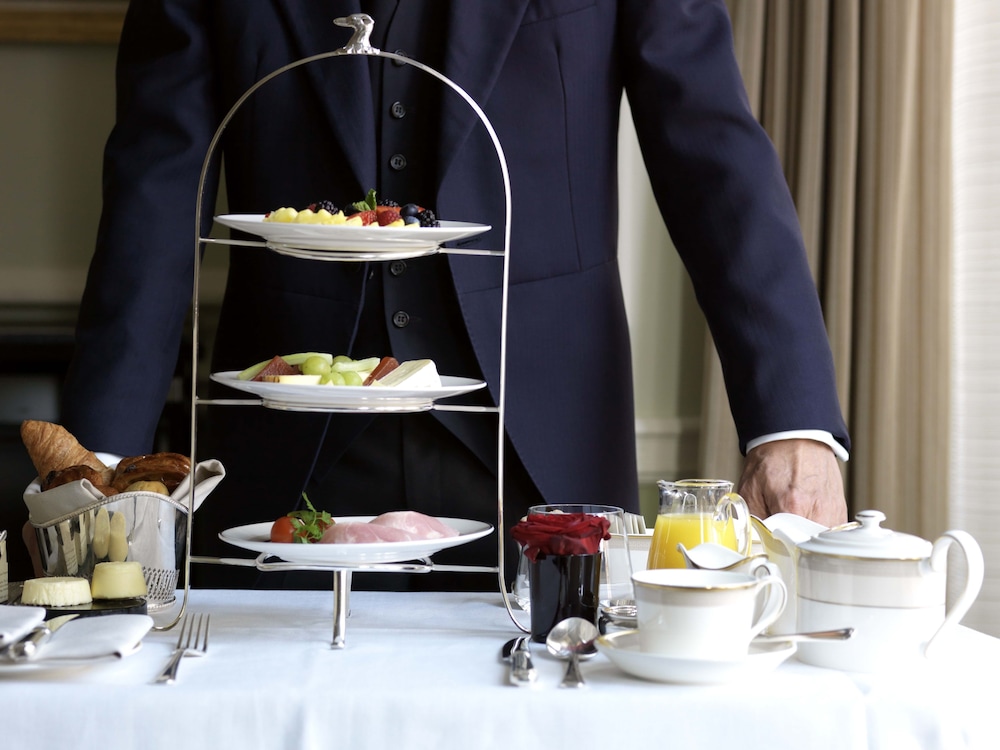 Room service - dining