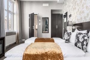 thumbnail: Room