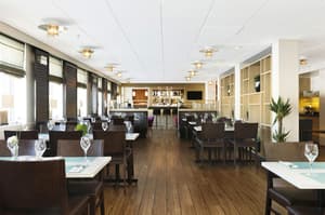 thumbnail: Restaurant