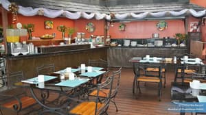 thumbnail: Breakfast area