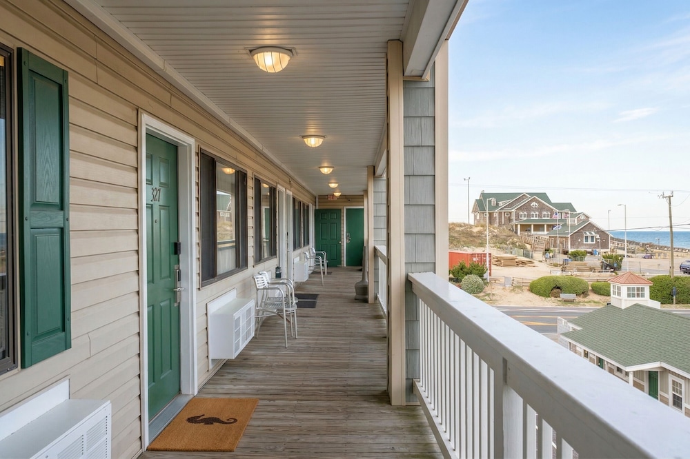 Beach/ocean view
