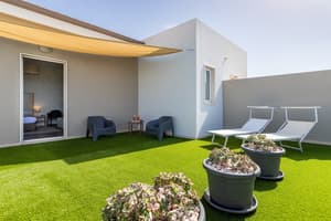 thumbnail: Terrace/patio