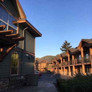 thumbnail: Exterior