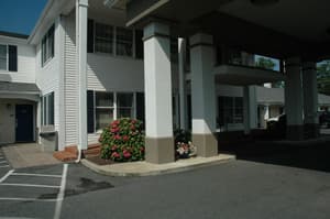 thumbnail: Front of property