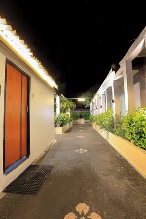 thumbnail: Street view