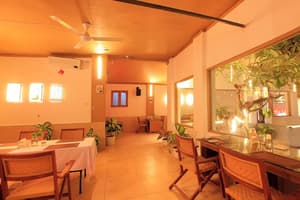 thumbnail: Restaurant