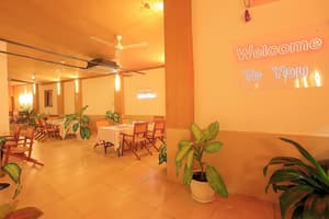 thumbnail: Restaurant
