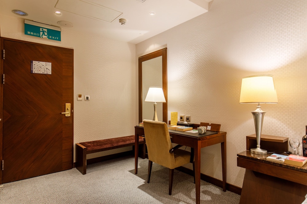 In-room business center