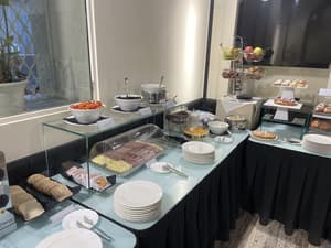 thumbnail: Breakfast buffet