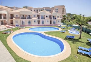 thumbnail: Pool