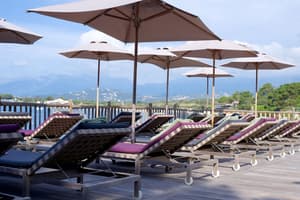 thumbnail: Sundeck