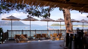 thumbnail: Sundeck