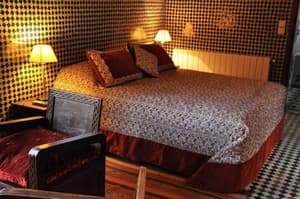 thumbnail: Interior detail