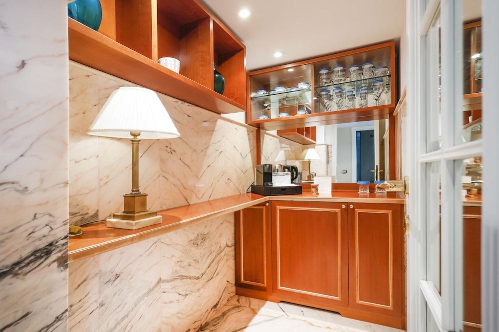 Minibar