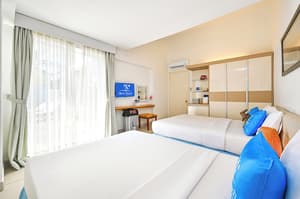 thumbnail: Room