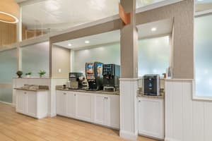 thumbnail: Bar (on property)