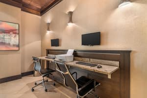 thumbnail: Business center